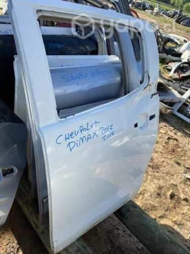 Puerta Chevrolet dimax 2018