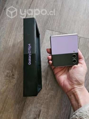 Samsung Z Flip 4