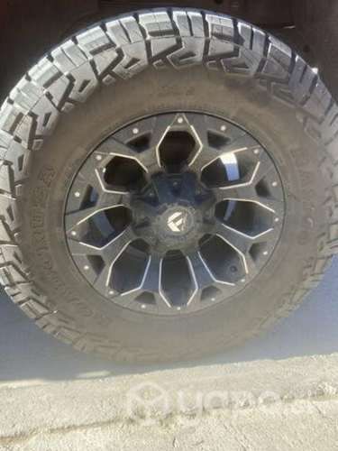 Llantas + neumáticos