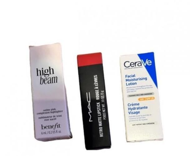 Benefit mas labial mac