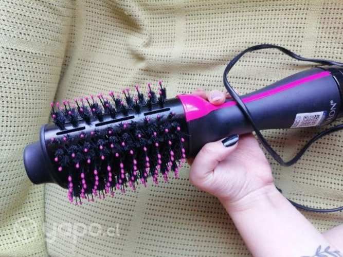 Cepillo secador revlon