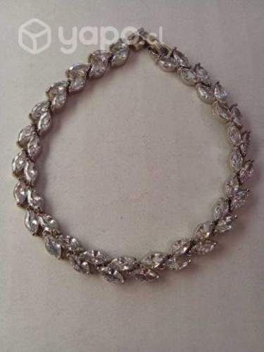 Brazalete circones con baño de plata