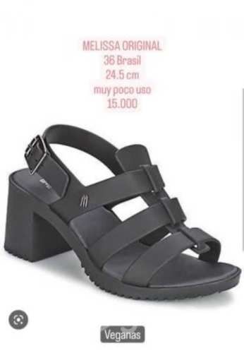 Sandalia marca Melissa