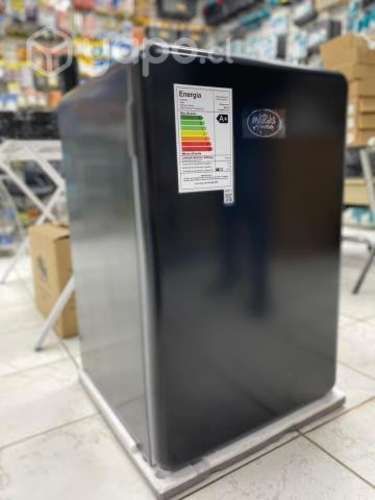 Frigobar Retro 116 Lts. Negro MAIGAS