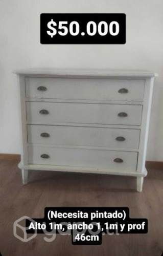 Linda comoda de madera