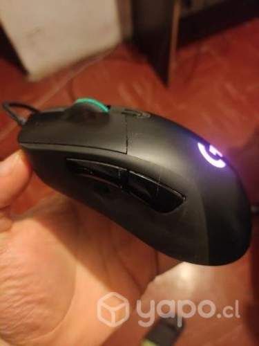 Mouse gamer + mousepad Logitech