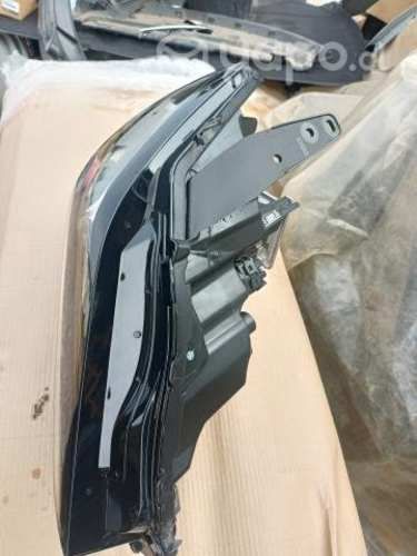 Optico derecho Mazda 