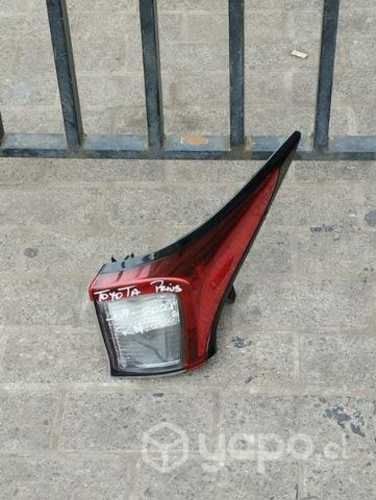 Foco Toyota prius 2019 2021 derecho
