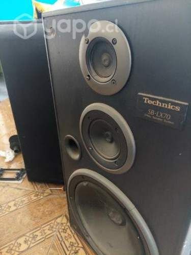 Parlantes technics