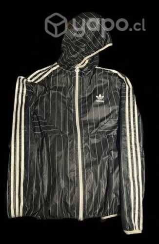 Corta vientos adidas
