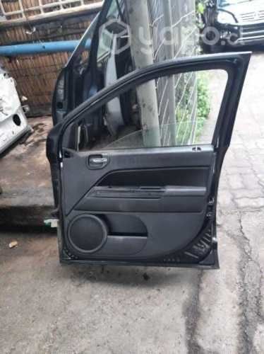 Liquidacion de puerta vehiculos: dodge dakota 201