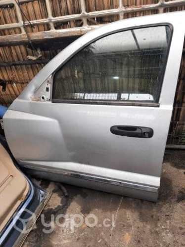Liquidacion de puerta vehiculos: dodge dakota 201