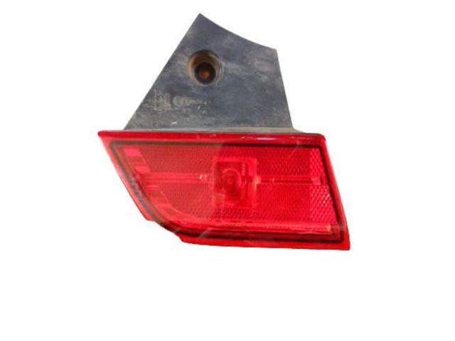 Foco Portalón Mitsubishi Montero 2.4 Derecho 16-22