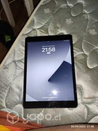 Ipad 9 generacion semi nueva sin detalles