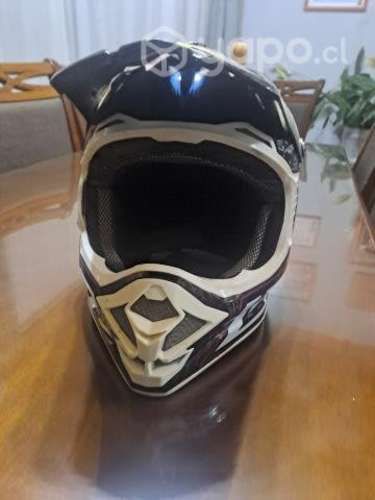 Casco de moto enduro conversable