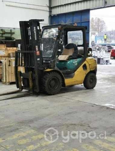 Arriendo Grúa Horquilla de 3mil Kilos