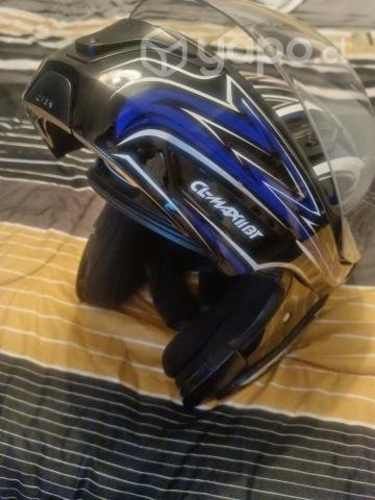 2 cascos en muy buenas condiciones