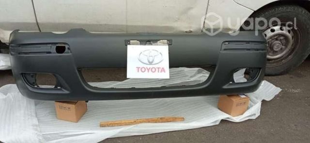 Toyota yaris sport parachoque delantero