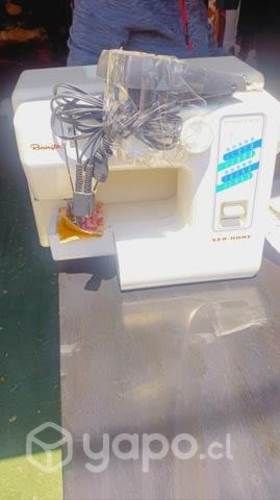 Máquina de coser manual