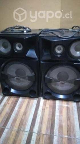 parlantes para platas