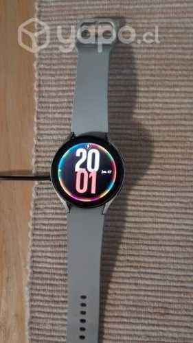 Samsung galaxy A14 más galaxy watch 4