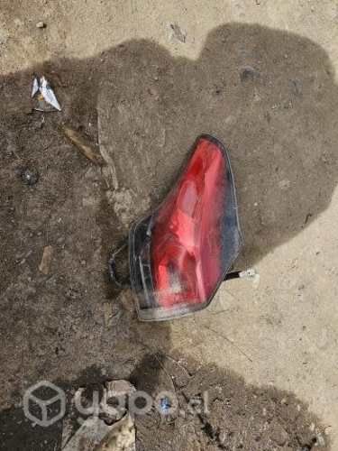 Foco trasero toyota rav4 2017