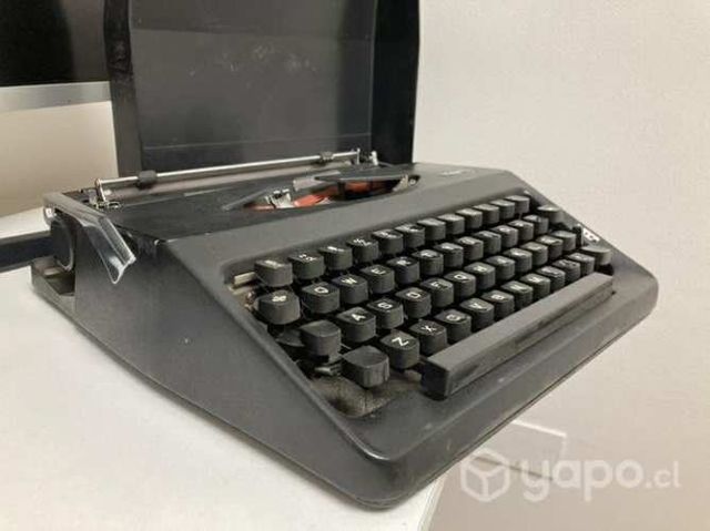 Máquina de escribir antigua