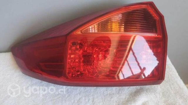 Foco trasero izq honda new city año 2018