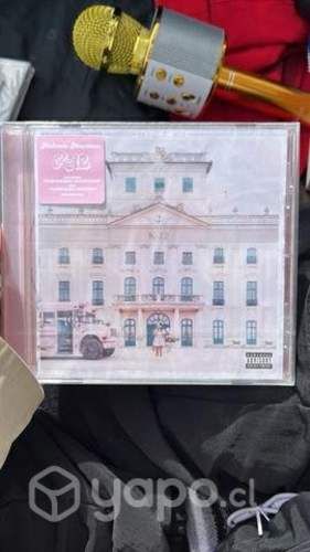Disco melanie martinez nuevo