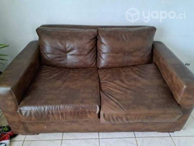 Sillón color caramelo de dos cuerpos