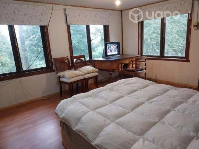 Pieza suite amoblada