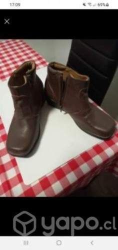Botas marrones