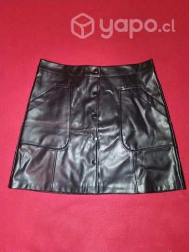 Mini falda color negro talla L