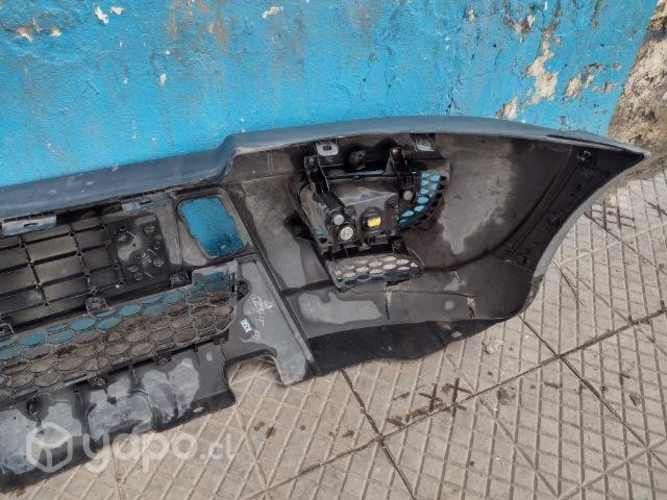 Parachoque del Mahindra pick up 2011-2017