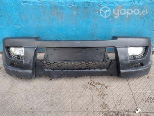 Parachoque del Mahindra pick up 2011-2017