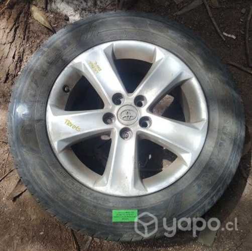 Llanta Aluminio Con Neumático 225 65 R17 (TRV015)