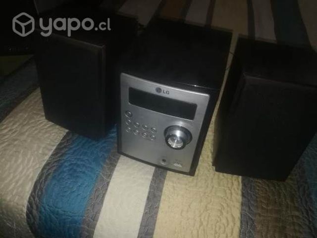 Equipo de musica marca LG...impecable.