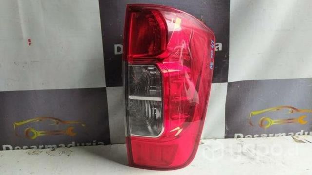 Foco trasero np 300 rh 1.5