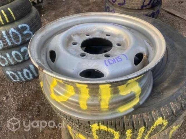 Llanta fierro (D115) Nissan Terrano 4x2