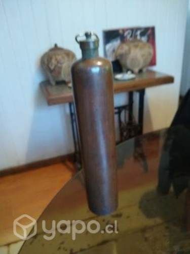 Antiguo guatero de pies cobre con bronce