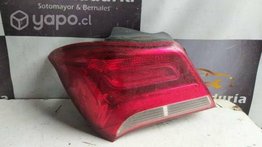 Foco trasero onix lh 1.5