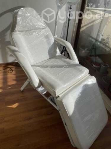 Camilla estética + luz con lupa