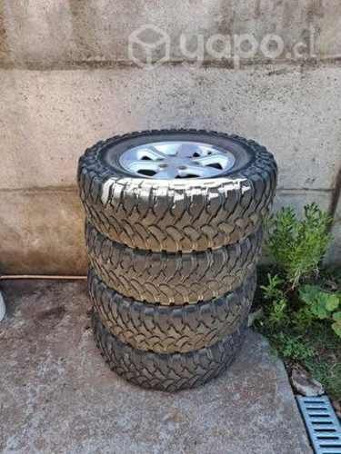 Neumáticos y llanta aro 17