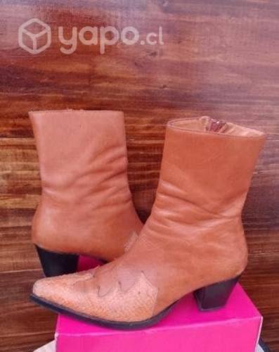 Botas Cortas Texanas Cuero ( 36 )