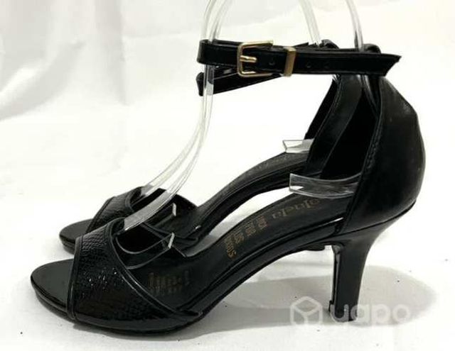 Chala 100% Sintético Marca Chalada N*35 Negro