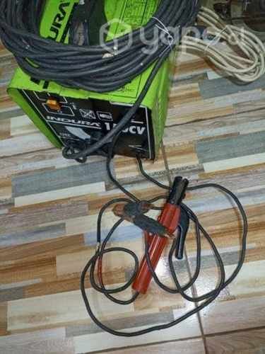 Máquina de soldar indura