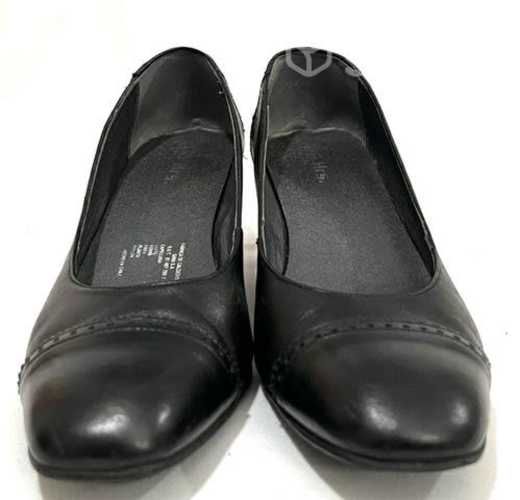 Zapato De Cuero Marca 16 hrs N*38 Negro