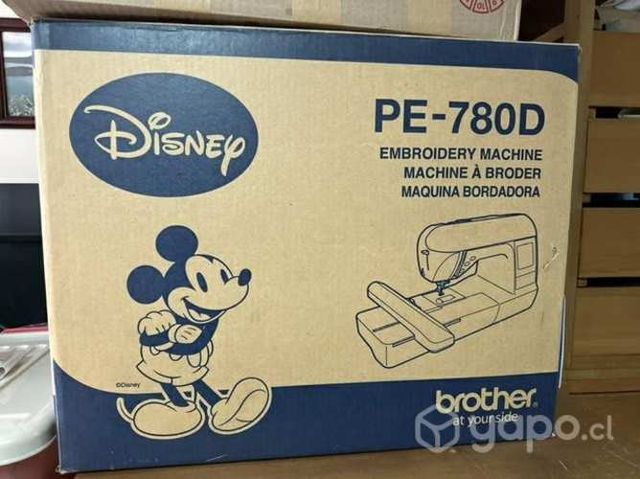 Maquina de bordado PE 780-D