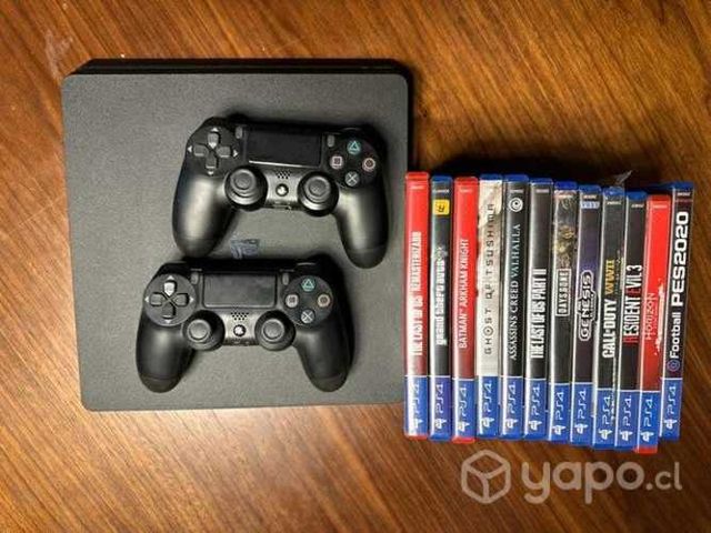 Play 4 1TB +12 juegos 2 controles