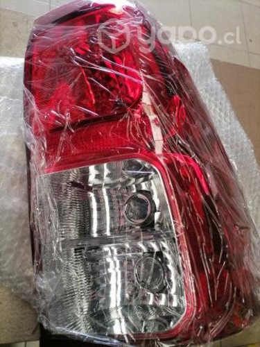 Foco trasero Toyota hilux 2016-2022